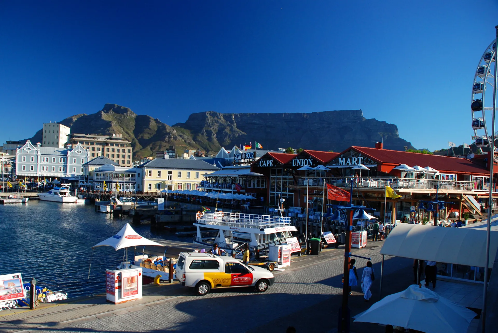 The V&A Waterfront harbour and quays with Table Mountain behind