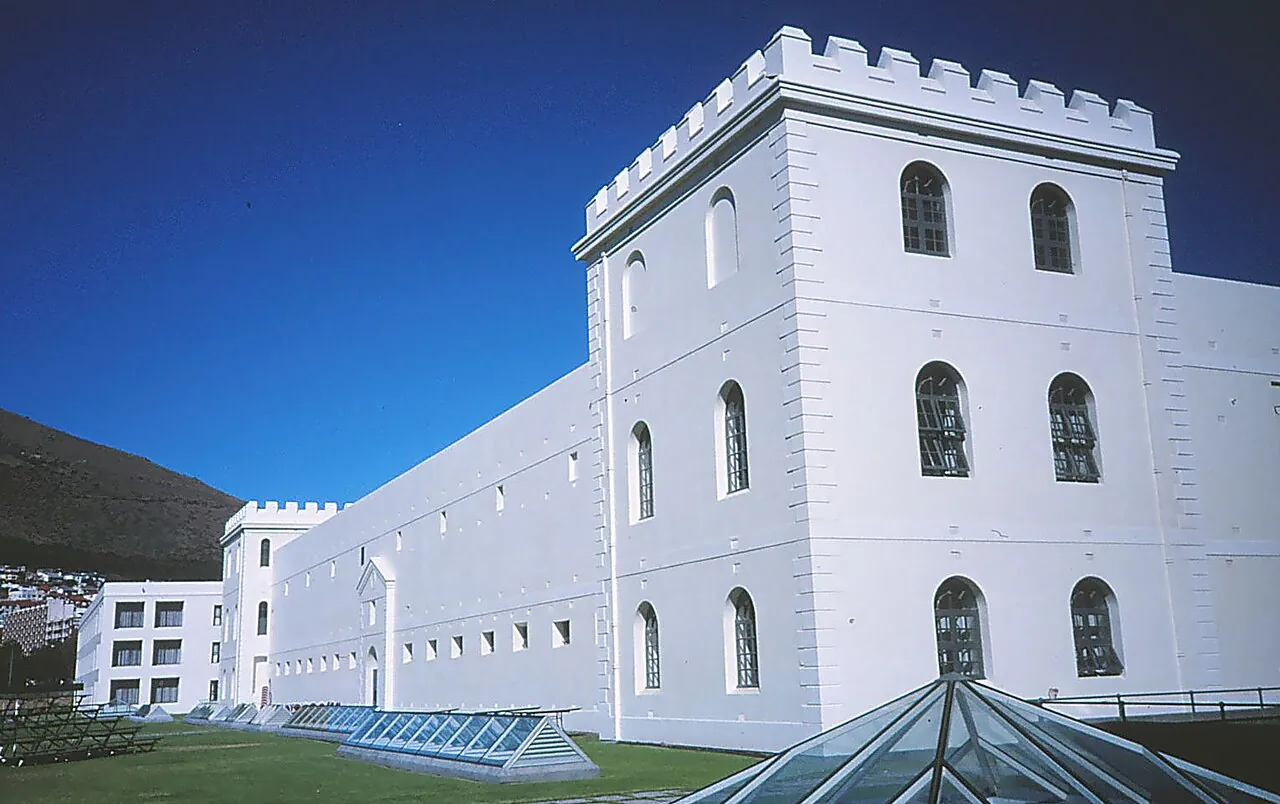 Breakwater Lodge in 1997, the former Breakwater prison building on Portswood Road
